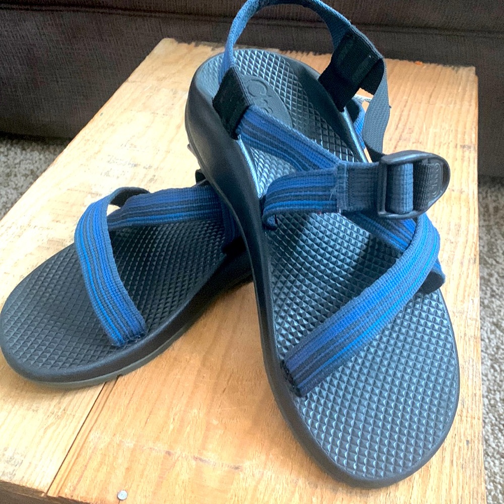 Youth size 5 Chaco sandals. EUC.